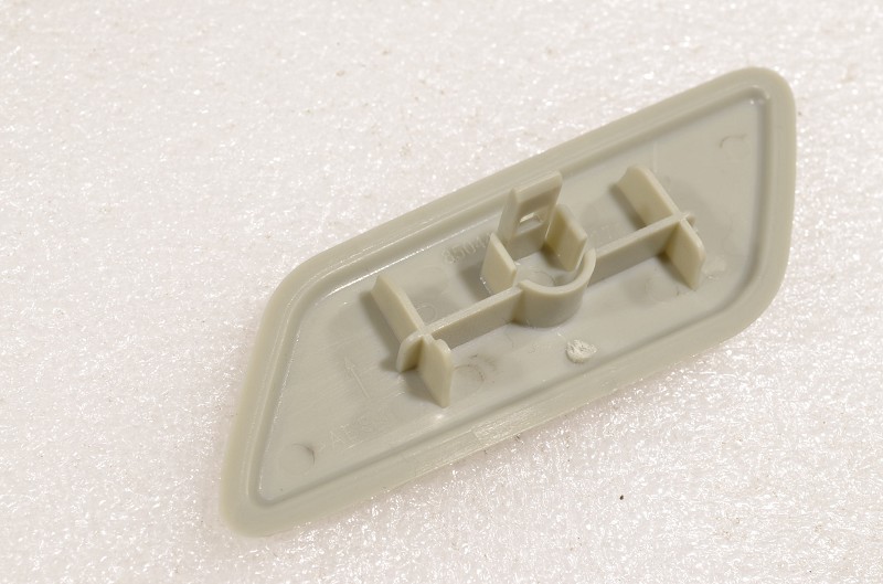 Крышка омывателя фар передняя правая LAND CRUISER PRADO 150 I REST