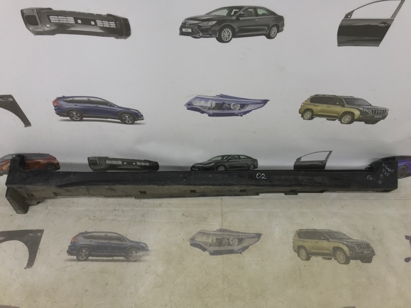 Накладка порога правая NISSAN X-TRAIL T32 76850 4CM0B Б/У