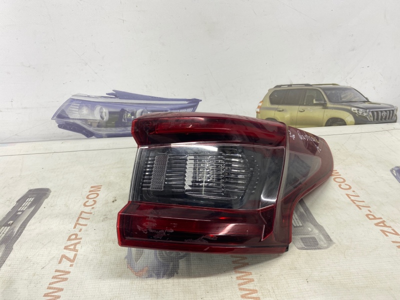 Фонарь задний правый NISSAN QASHQAI 2 26550HV00A Б/У