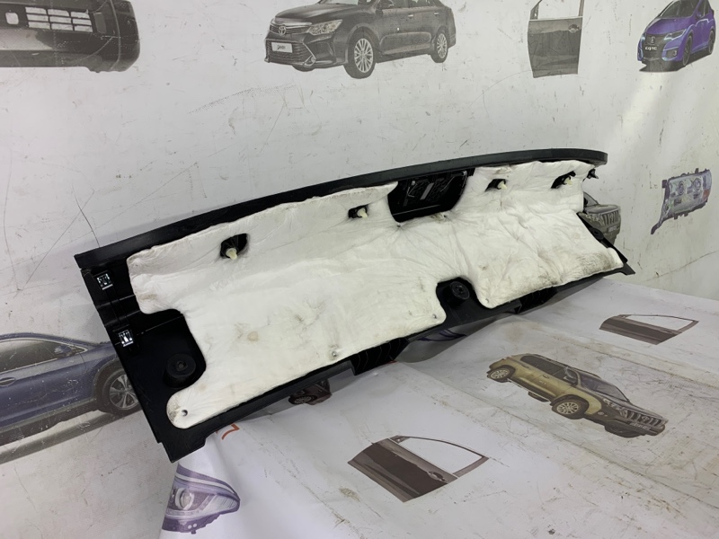 Обшивка багажника