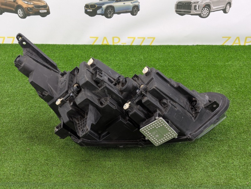 Фара левая Bestune T77