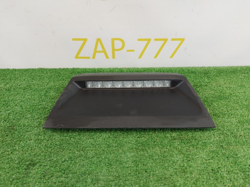 Стоп-сигнал задний TOYOTA CAMRY V70 8100633070 контрактная