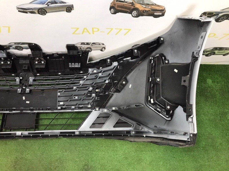 Бампер передний Lamore