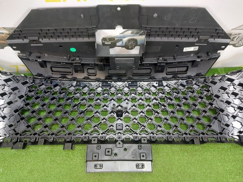 Решетка радиатора передняя C5 Решетка радиатора передняя C5