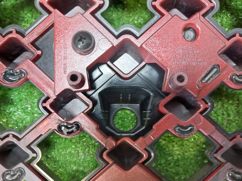 Решетка радиатора передняя C5