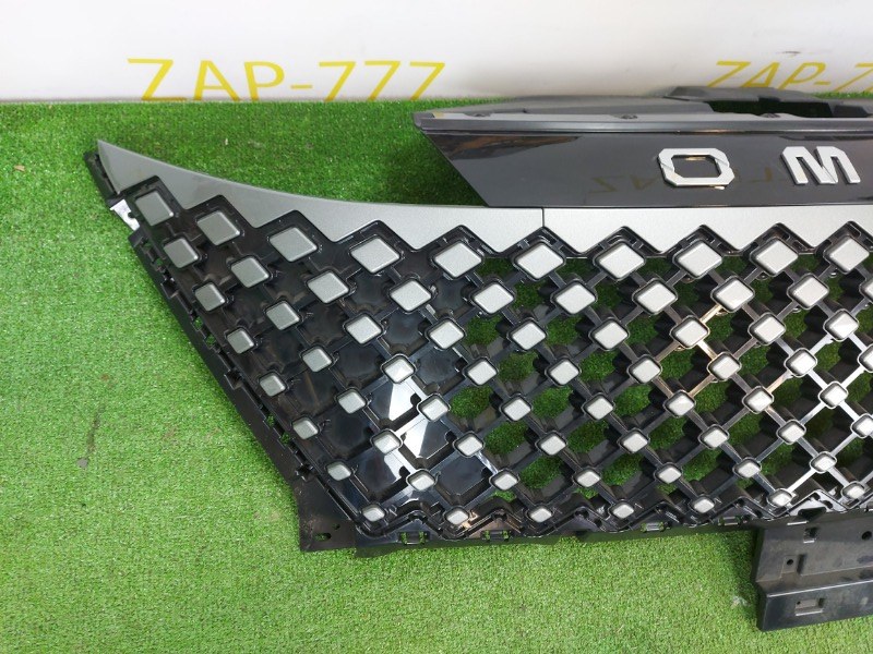 Решетка радиатора передняя C5 Решетка радиатора передняя C5