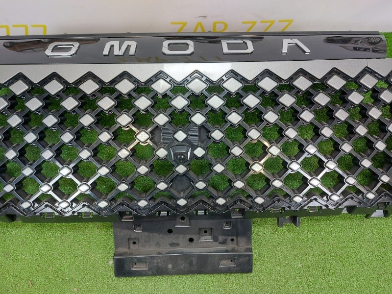 Решетка радиатора передняя C5 Решетка радиатора передняя C5