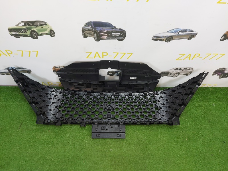 Решетка радиатора передняя C5