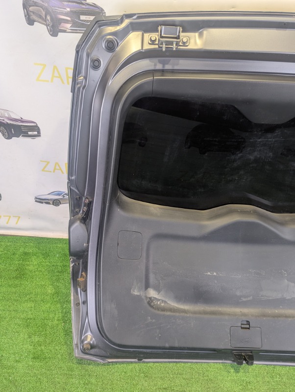 Крышка багажника GS3