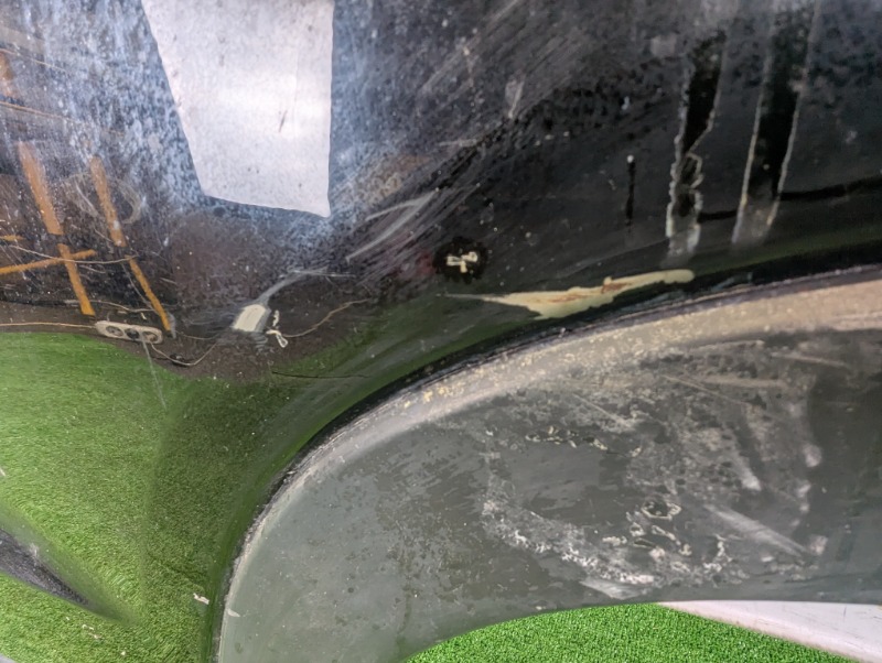 Дверь задняя левая CS95