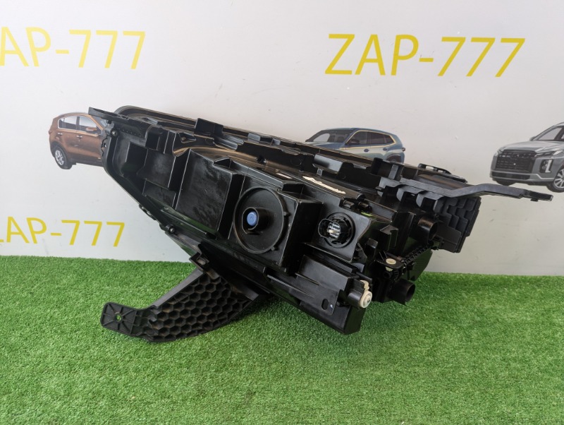 Фара правая OKAVANGO VX11