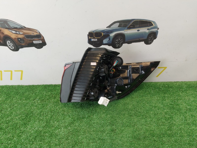 Фонарь передний левый D9