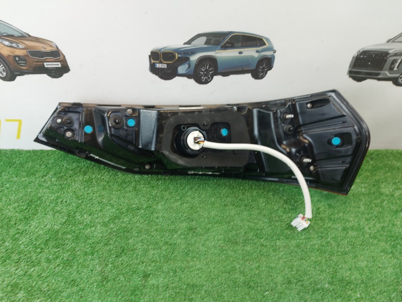 Фонарь задний левый M7 Фонарь задний левый M7