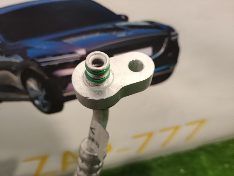 Трубка кондиционера GEELY MONJARO KX11