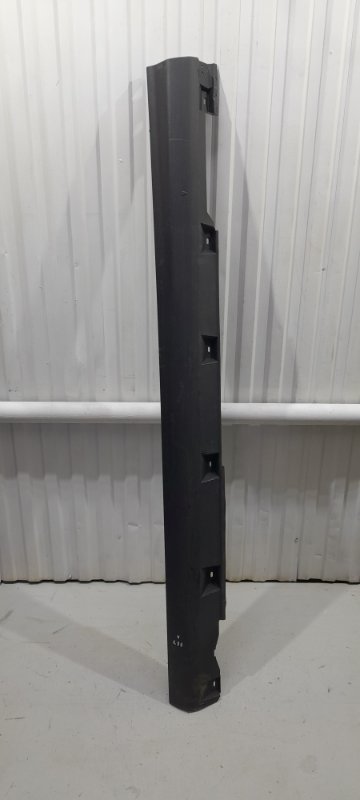 Накладка на порог (наружная) левая Ford Focus 3 2011 - BM51-A10155-AL Б/У