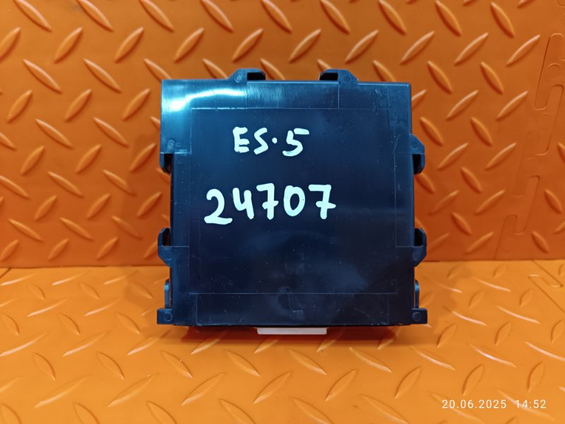 Блок контроля давления шин ES250 2014 XV60 2AR-FE
