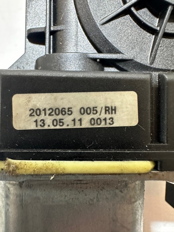 Моторчик сиденья Infiniti QX56 Z62