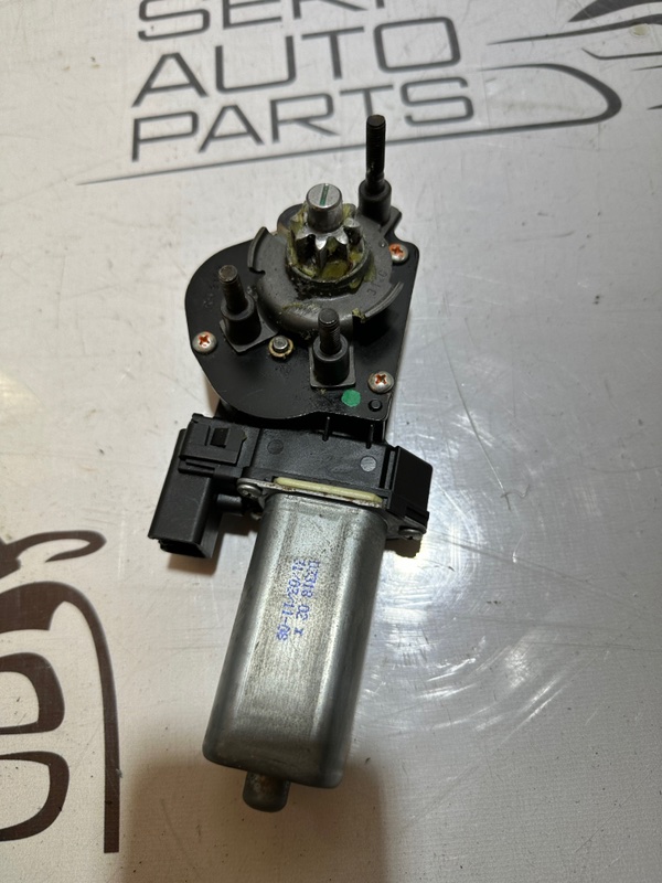 Моторчик сиденья QX56 2010 Z62