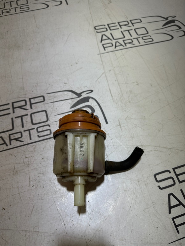 Бачок гидроусилителя Suzuki Grand Vitara JT J24B 2.4