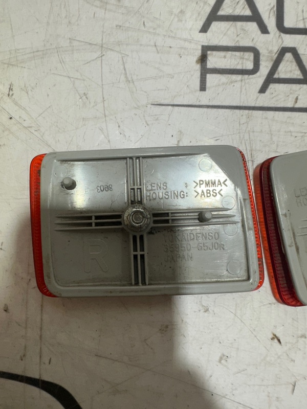 Катафот бампера Grand Vitara 2012 JT J24B 2.4