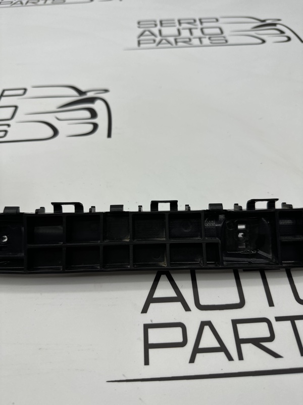 Крепление бампера заднее правое Suzuki SX4/S-Cross M16A Крепление бампера заднее правое Suzuki SX4/S-Cross M16A