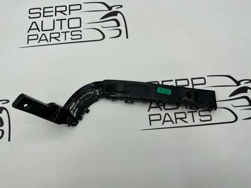 Крепление бампера заднее правое SX4/S-Cross 2014 M16A Крепление бампера заднее правое SX4/S-Cross 2014 M16A