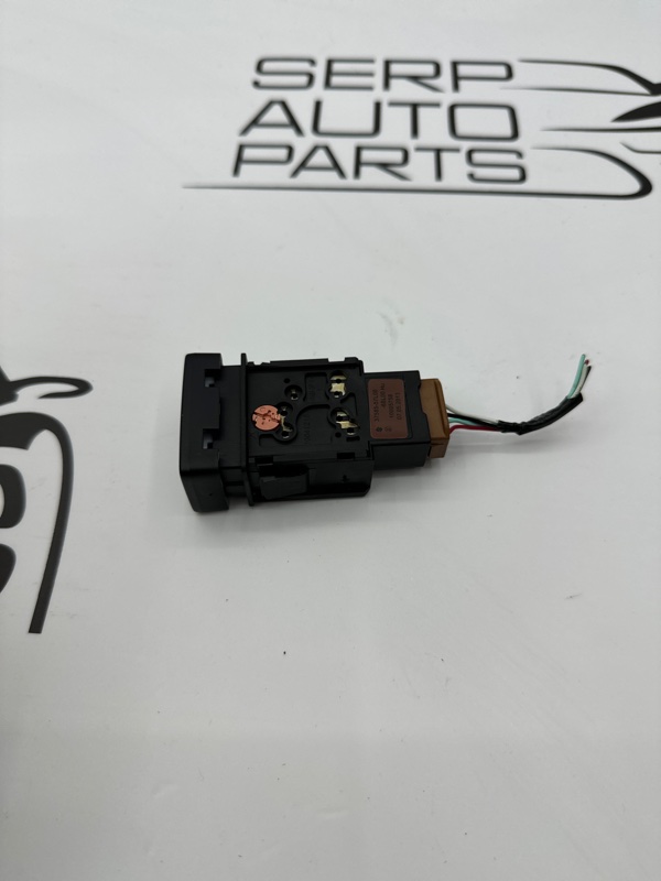 Кнопка ESP SX4/S-Cross 2014 M16A