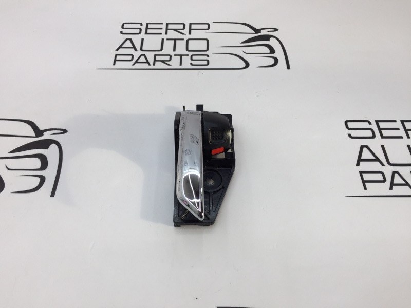 Ручка двери внутренняя левая Suzuki SX4/S-Cross 2014 M16A 83130-61M10-C48 контрактная