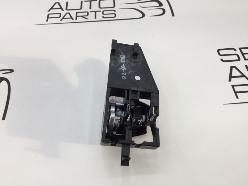 Ручка двери внутренняя левая SX4/S-Cross 2014 M16A