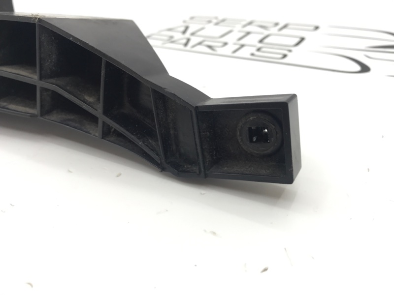 Крепление бампера заднее правое Grand Vitara 2012 JT J24B 2.4