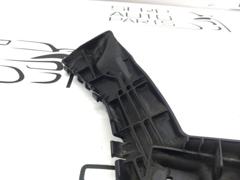 Крепление бампера заднее правое SX 4 2006 YA21S M16A Крепление бампера заднее правое SX 4 2006 YA21S M16A