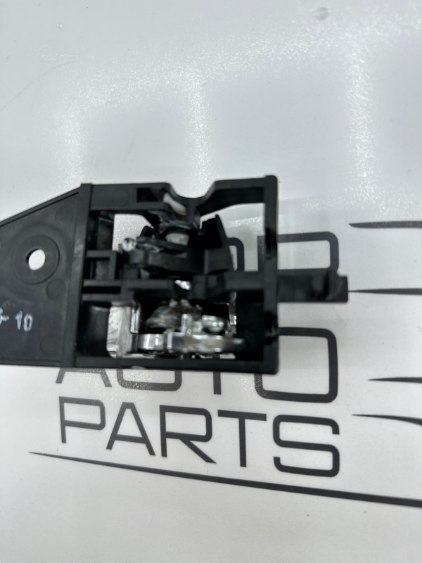 Ручка двери внутренняя передняя левая SX4/S-Cross 2013 M16A