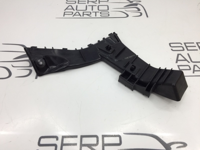 Крепление бампера правое Suzuki SX 4 EYA21S M16A