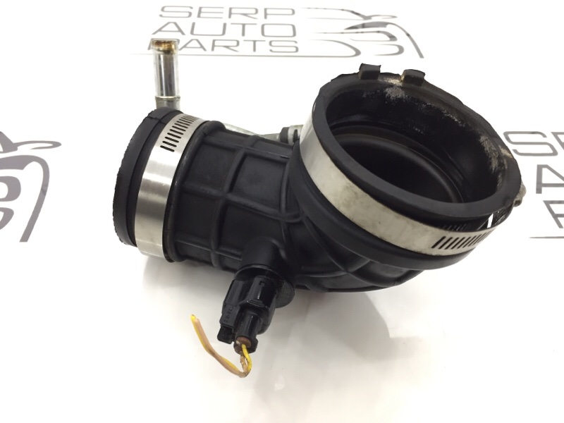 Патрубок воздушного фильтра SX4/S-Cross 2014 M16A