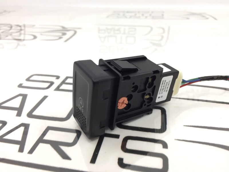 Кнопка SX4/S-Cross 2014 M16A