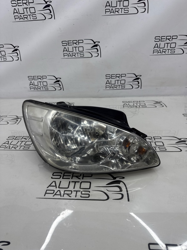 Фара правая Hyundai Getz 2006 TB G4EE 1.4 921021C520 контрактная