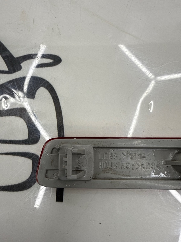 Катафот бампера задний левый SX 4 2009 EYA21S M16A Катафот бампера задний левый SX 4 2009 EYA21S M16A