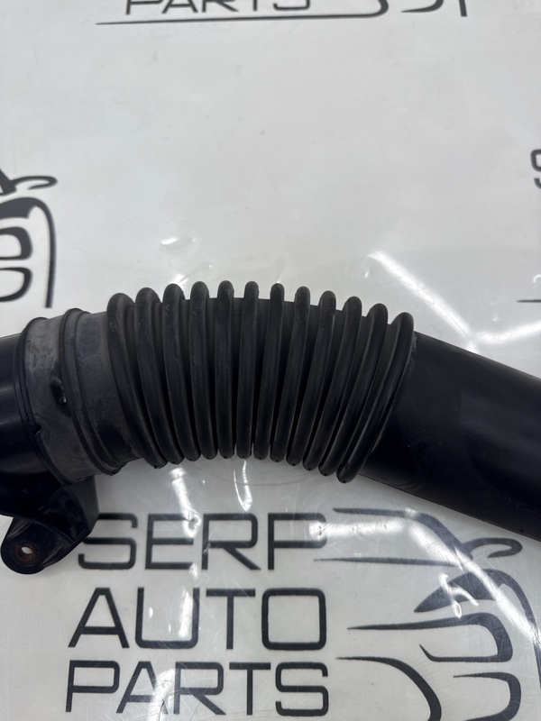 Патрубок воздухозаборника Suzuki SX 4 EYA21S M16A