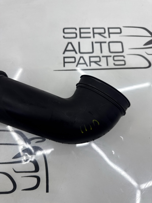 Патрубок воздухозаборника SX 4 2009 EYA21S M16A