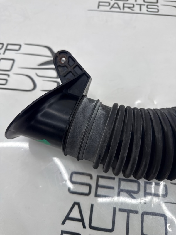 Патрубок воздухозаборника SX 4 2009 EYA21S M16A