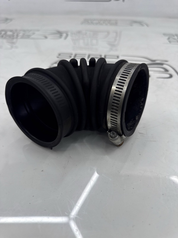 Патрубок воздушного фильтра SX 4 2009 EYA21S M16A