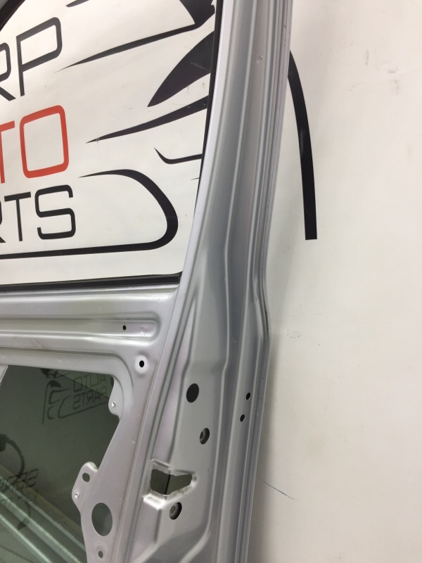 Дверь передняя правая Octavia 2011 A5 BSE Дверь передняя правая Octavia 2011 A5 BSE