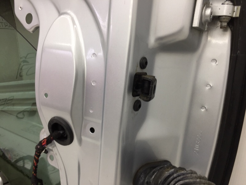 Дверь передняя левая Octavia 2011 A5 BSE