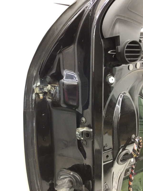 Дверь передняя правая Octavia 2011 A5 CAXA