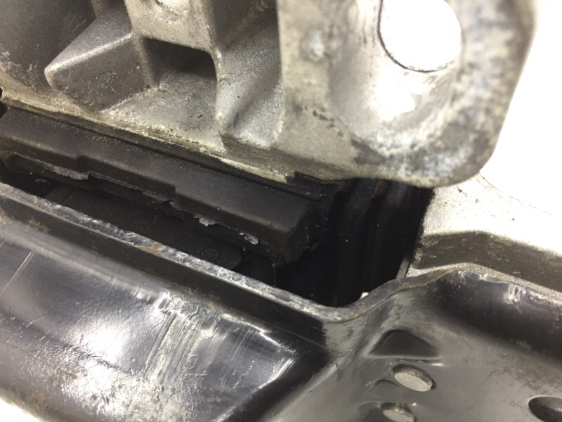 Подушка коробки передач Octavia 2011 A5 CAXA Подушка коробки передач Octavia 2011 A5 CAXA