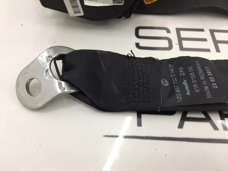 Ремень безопасности передний правый Skoda Octavia A5 CAXA