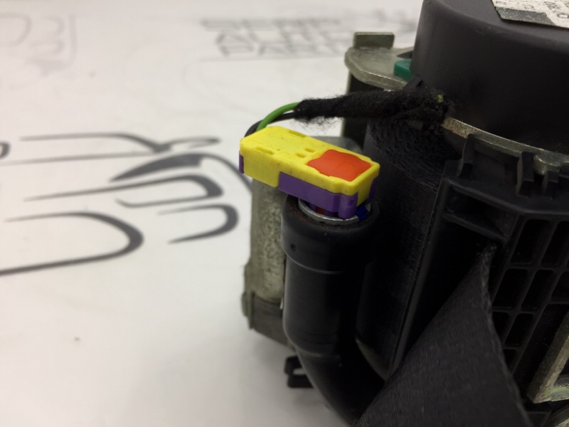 Ремень безопасности передний левый Octavia 2011 A5 CAXA