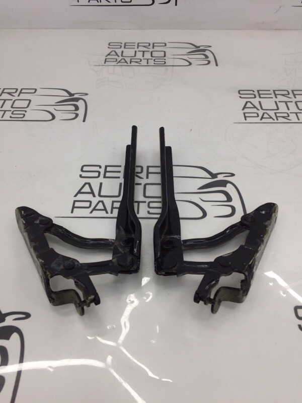 Петли капота Skoda Octavia 2011 A5 CAXA 1Z0823301C Б/У