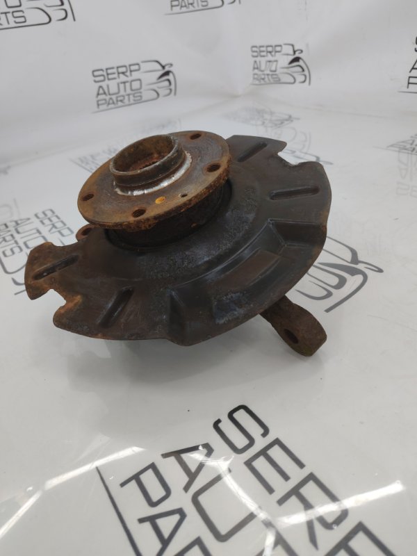 Поворотный кулак левый SX4/S-Cross 2014 M16A