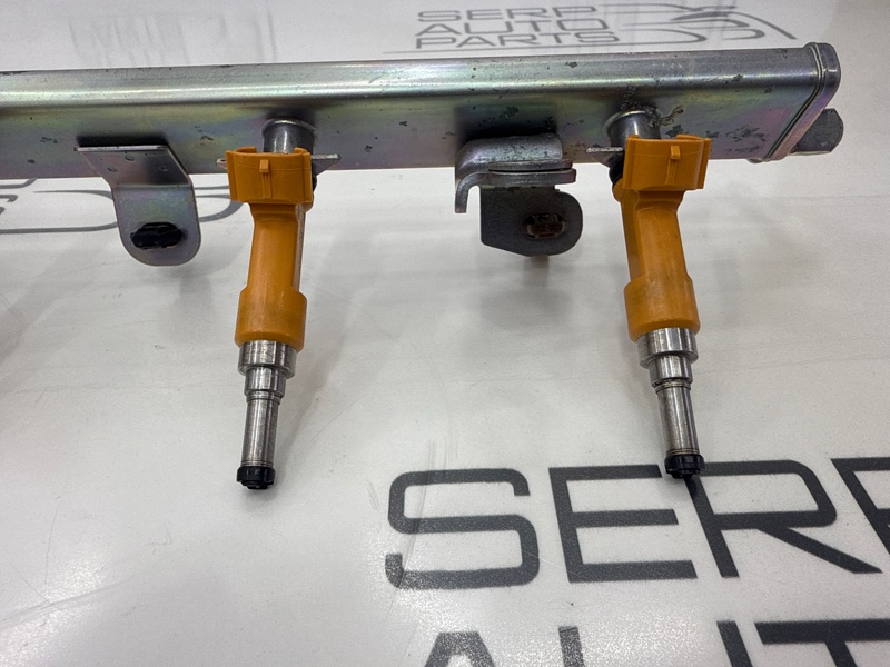 Топливная рампа с форсунками SX 4 2012 EYA21S M16A